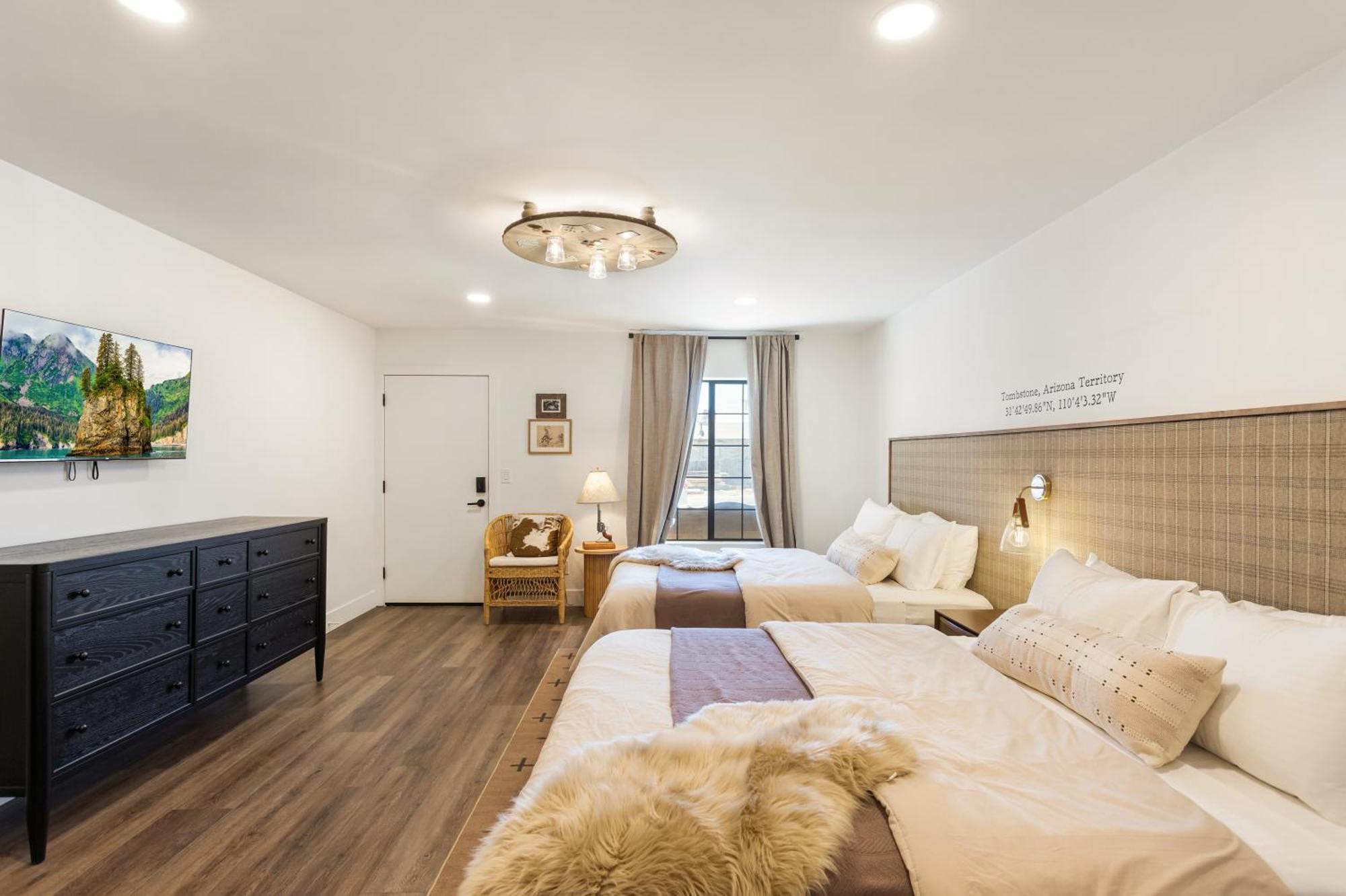 Inn History ทูมสโตน ภายนอก รูปภาพ